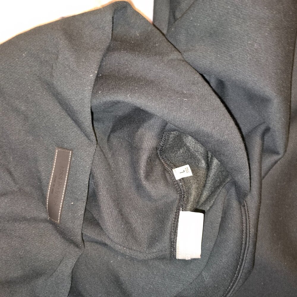 Share Similar items Sponsored See all Fear of God Essentials Black Stretch Limo - Picture 5 of 5